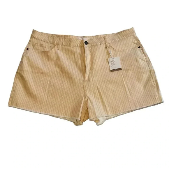 NWT Lauren Conrad Striped High Rise Cutoff Shorts Womens Size 22W‎ - Picture 1 of 8